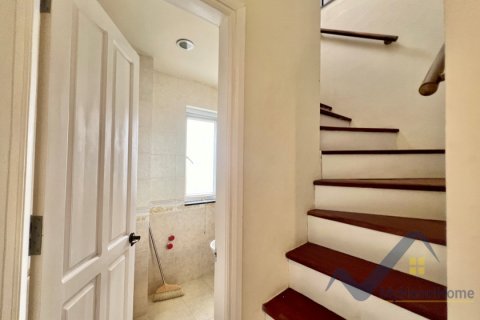 4 bedrooms Apartment in Tay Ho, Ha Noi, No. 20082 11