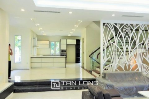 3 bedrooms Villa in Long Bien, Ha Noi, No. 5054 2