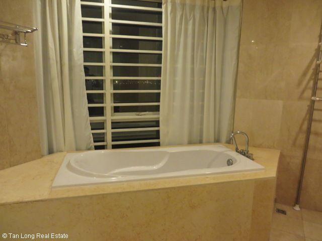 4 bedrooms Penthouse in Tay Ho, Ha Noi, Vietnam No. 6056