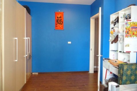 2 bedrooms Apartment in Tay Ho, Ha Noi, No. 5712 16