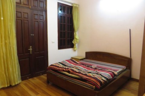 4 bedrooms House in Ba Dinh, Ha Noi, No. 6450 8