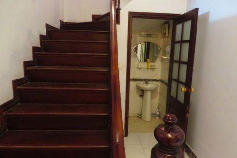 4 bedrooms House in Ba Dinh, Ha Noi, No. 6450 4
