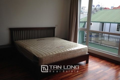 3 bedrooms Apartment in Tay Ho, Ha Noi, No. 4563 9