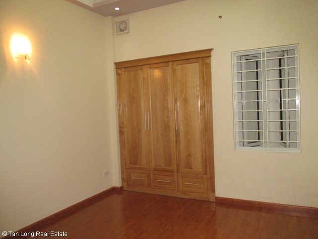 220m2 House in Cau Giay, Ha Noi, Vietnam No. 1900