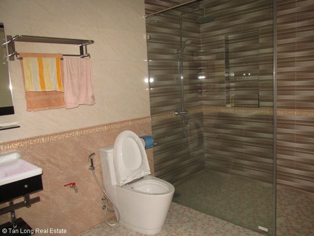 220m2 House in Cau Giay, Ha Noi, Vietnam No. 1900