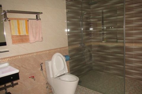 220m2 House in Cau Giay, Ha Noi, No. 1900 7