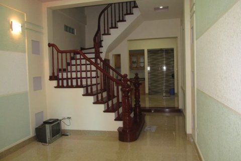 220m2 House in Cau Giay, Ha Noi, No. 1900 3