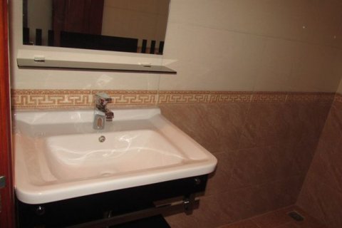 220m2 House in Cau Giay, Ha Noi, No. 1900 8