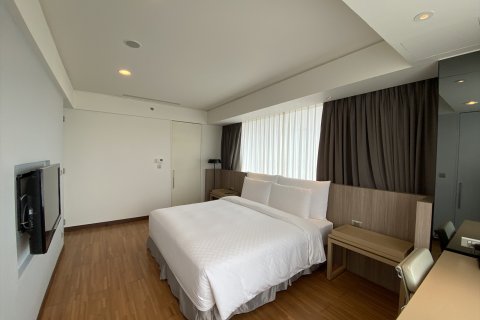 2 bedrooms Apartment in District 1, Ho Chi Minh, No. 18393 6