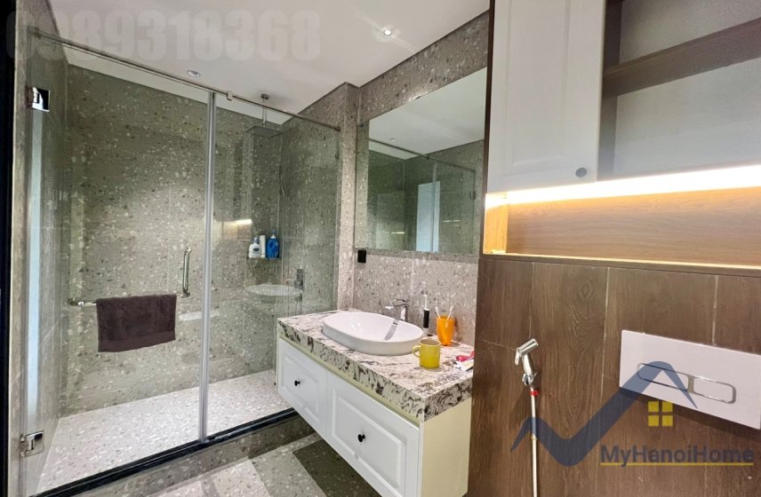 2 bedrooms Apartment in Long Bien, Ha Noi, Vietnam No. 18817