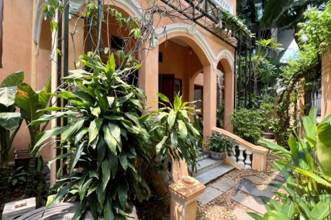 3 bedrooms Villa in Tay Ho, Ha Noi,  No. 18818 3