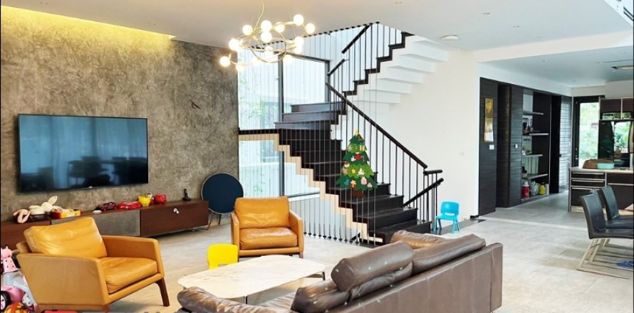 4 bedrooms Villa in Long Bien, Ha Noi, No. 2208