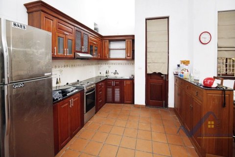 4 bedrooms Villa in Tay Ho, Ha Noi, No. 19490 2