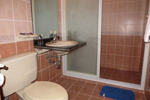 Квартира с 2 спальнями в Бадинь, Ханой , № 6458 10