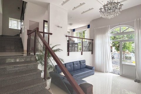 3 bedrooms Villa in Nha Trang, No. 27670 2