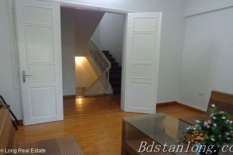 4 bedrooms House in Tay Ho, Ha Noi,  No. 3296 9
