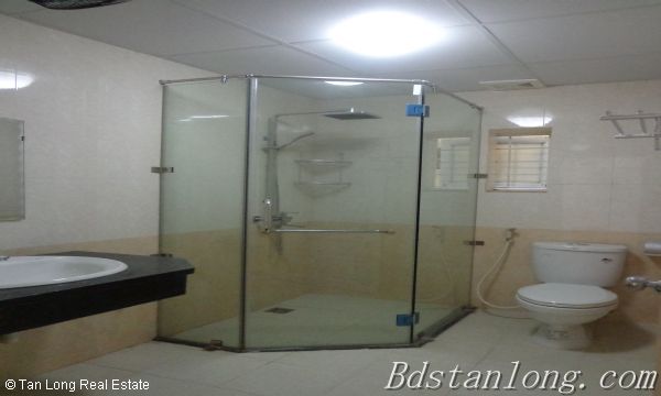 Дом с 4 спальнями в Тэйхо, Ханой, Вьетнам № 3296