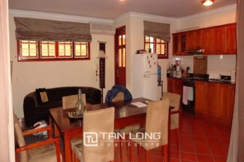 4 bedrooms House in Tay Ho, Ha Noi, No. 3295 2