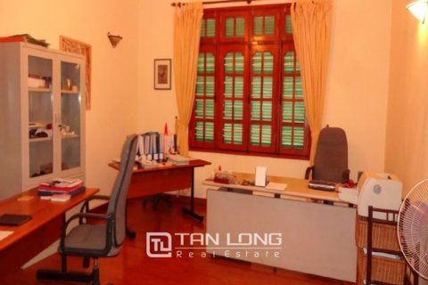 4 bedrooms House in Tay Ho, Ha Noi, No. 3295 8