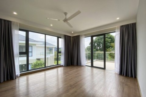 4 bedrooms House in Ho Chi Minh, No. 27247 6