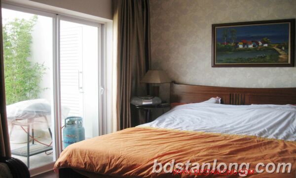 4 bedrooms Apartment in Tay Ho, Ha Noi, Vietnam No. 8037