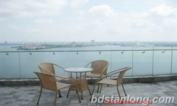 4 bedrooms Apartment in Tay Ho, Ha Noi, Vietnam No. 8037