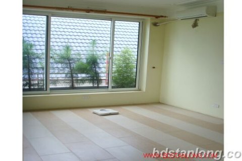 4 bedrooms House in Tay Ho, Ha Noi, No. 8035 10