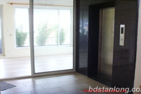 4 bedrooms House in Tay Ho, Ha Noi, No. 8035 15