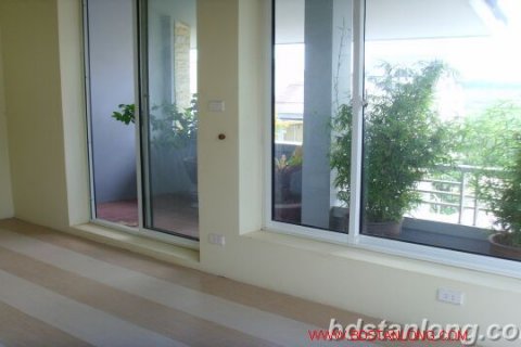 4 bedrooms House in Tay Ho, Ha Noi, No. 8035 9