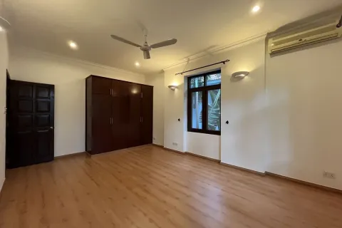 4 bedrooms House in Thu Duc, Ho Chi Minh, No. 27030 8