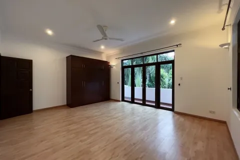 4 bedrooms House in Thu Duc, Ho Chi Minh, No. 27030 10