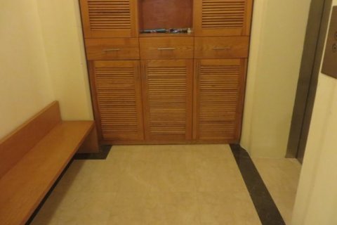 Квартира с 3 спальнями в Тэйхо, Ханой , № 3275 3