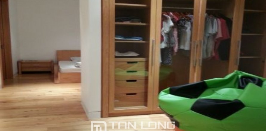 3 bedrooms Apartment in Cau Giay, Ha Noi,  No. 3277