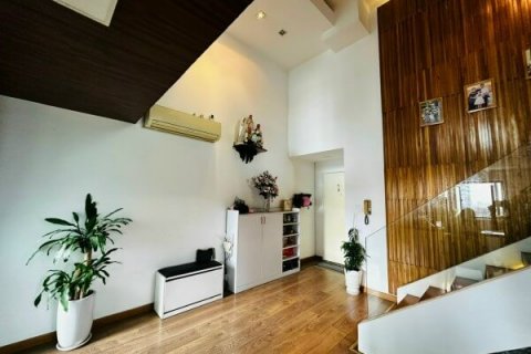 Квартира 140м2 в Район 7, Хошимин ,  № 9125 2