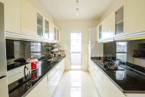 120m2 Apartment in District 7, Ho Chi Minh, No. 17710 4