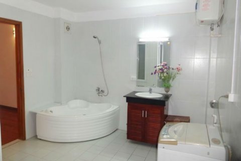 1 bedroom Apartment in Tay Ho, Ha Noi,  No. 5995 10