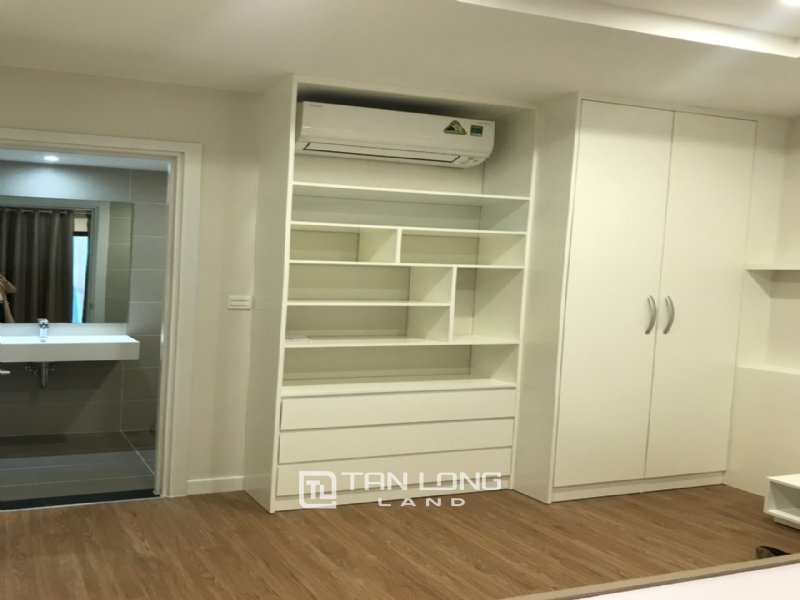 Квартира с 2 спальнями в Тэйхо, Ханой, Вьетнам № 2580