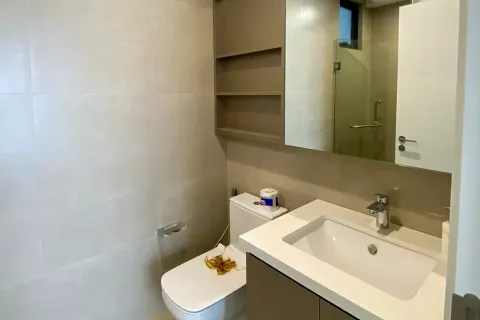 Квартира с 2 спальнями в Тхудык, Хошимин ,  № 26976 2
