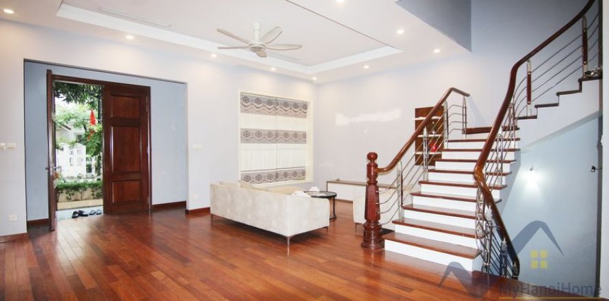 4 bedrooms Villa in Long Bien, Ha Noi, No. 19739