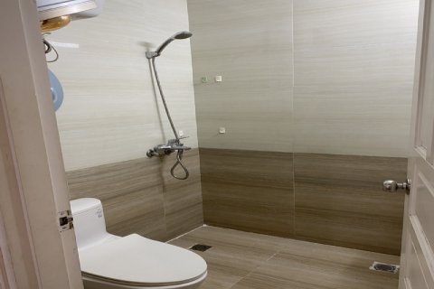 3 bedrooms Apartment in Tay Ho, Ha Noi, No. 24534 8