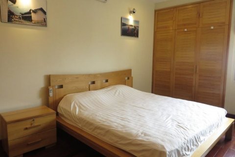 2 bedrooms Apartment in Ba Dinh, Ha Noi, No. 3433 6