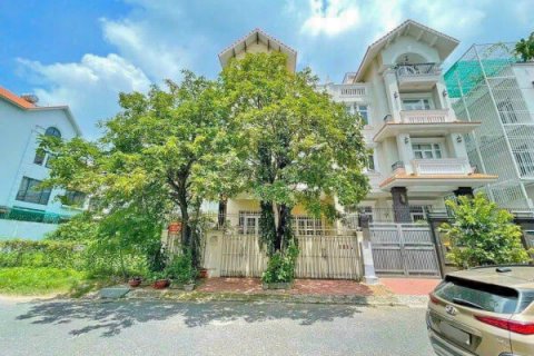 Studio Townhouse in District 7, Ho Chi Minh,  No. 9077