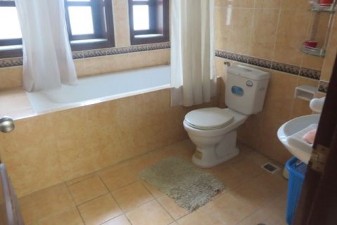 4 bedrooms Villa in Tay Ho, Ha Noi, No. 1905 16