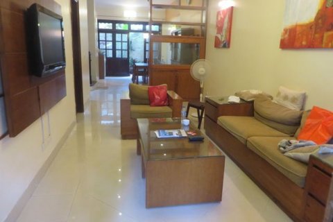 4 bedrooms Villa in Tay Ho, Ha Noi, No. 1905 2