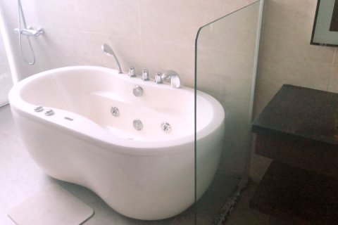 5 bedrooms Villa in Nha Trang, No. 28714 16