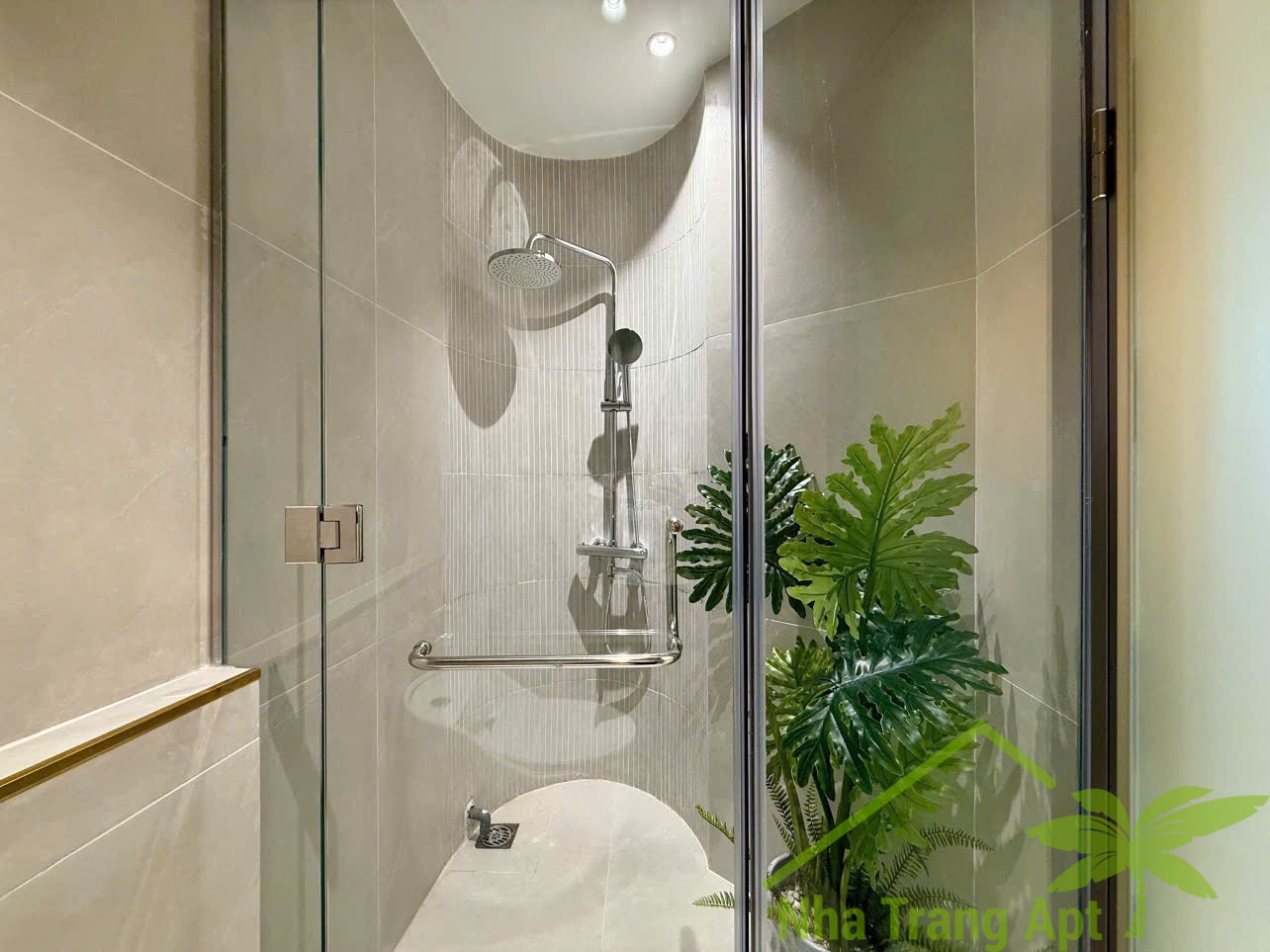 2 bedrooms Apartment in Nha Trang, Vietnam No. 27679