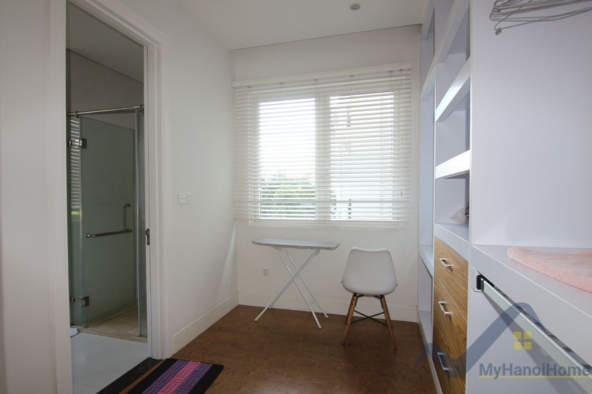 4 bedrooms Villa in Long Bien, Ha Noi, Vietnam No. 19656