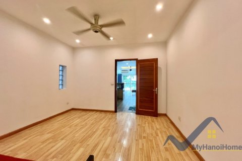 4 bedrooms Villa in Tay Ho, Ha Noi, No. 20303 9
