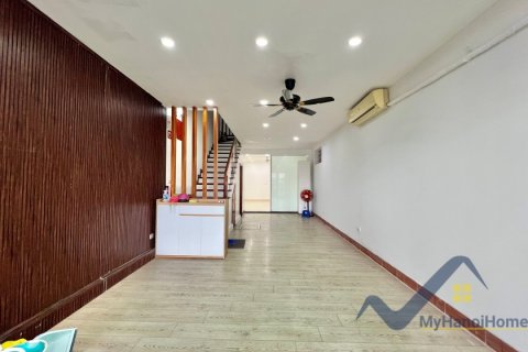4 bedrooms Villa in Tay Ho, Ha Noi, No. 20303