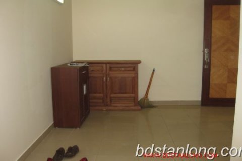 Квартира с 4 спальнями в Тэйхо, Ханой , № 7696